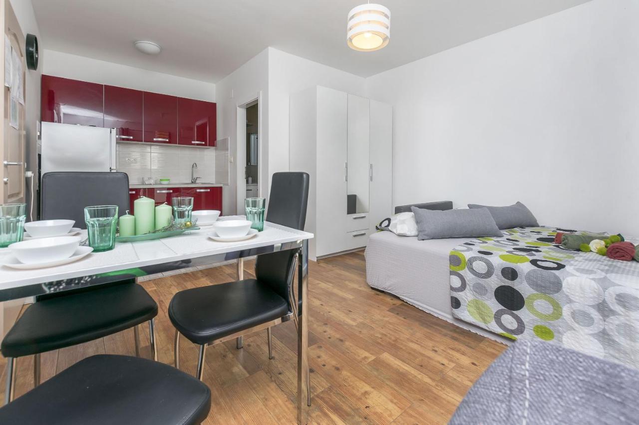 Apartments Lorenzo Lokva Rogoznica Extérieur photo