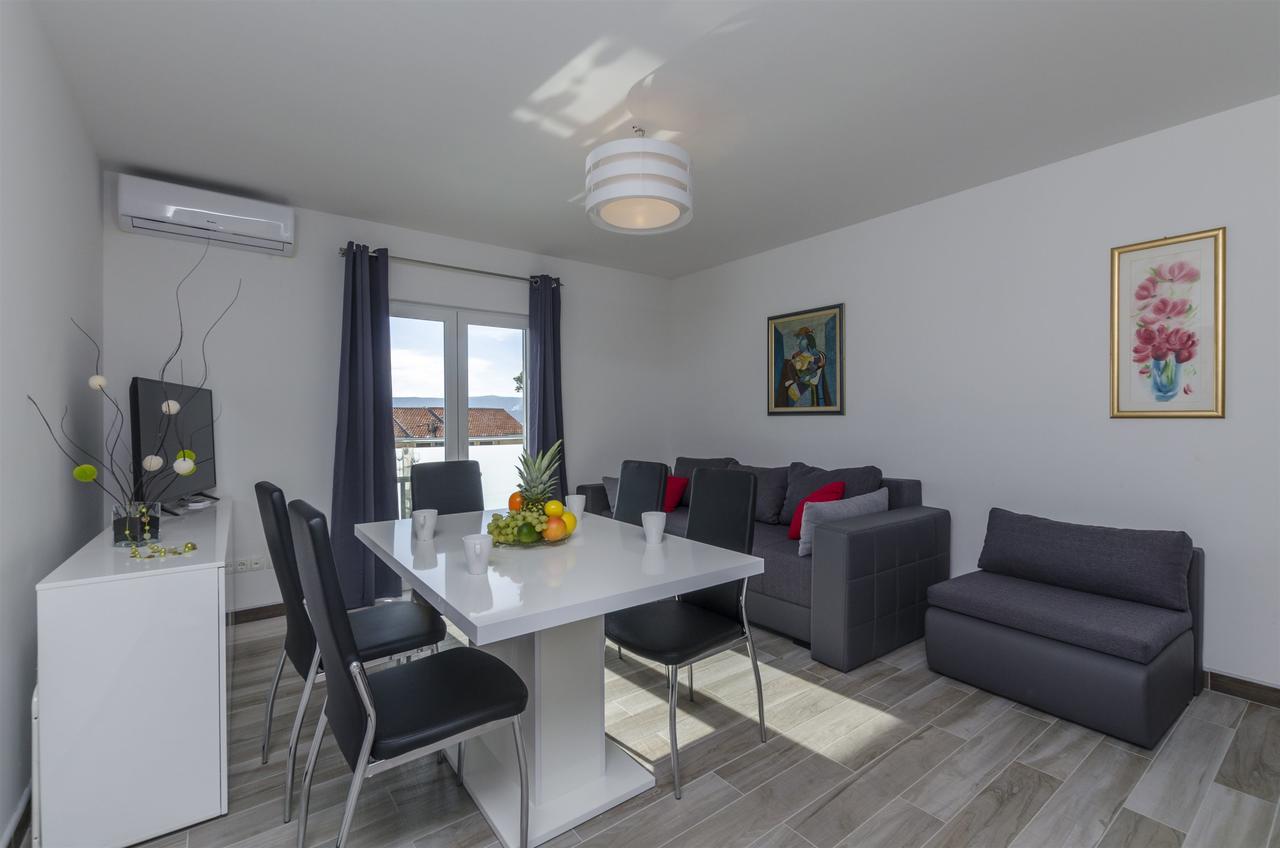 Apartments Lorenzo Lokva Rogoznica Extérieur photo
